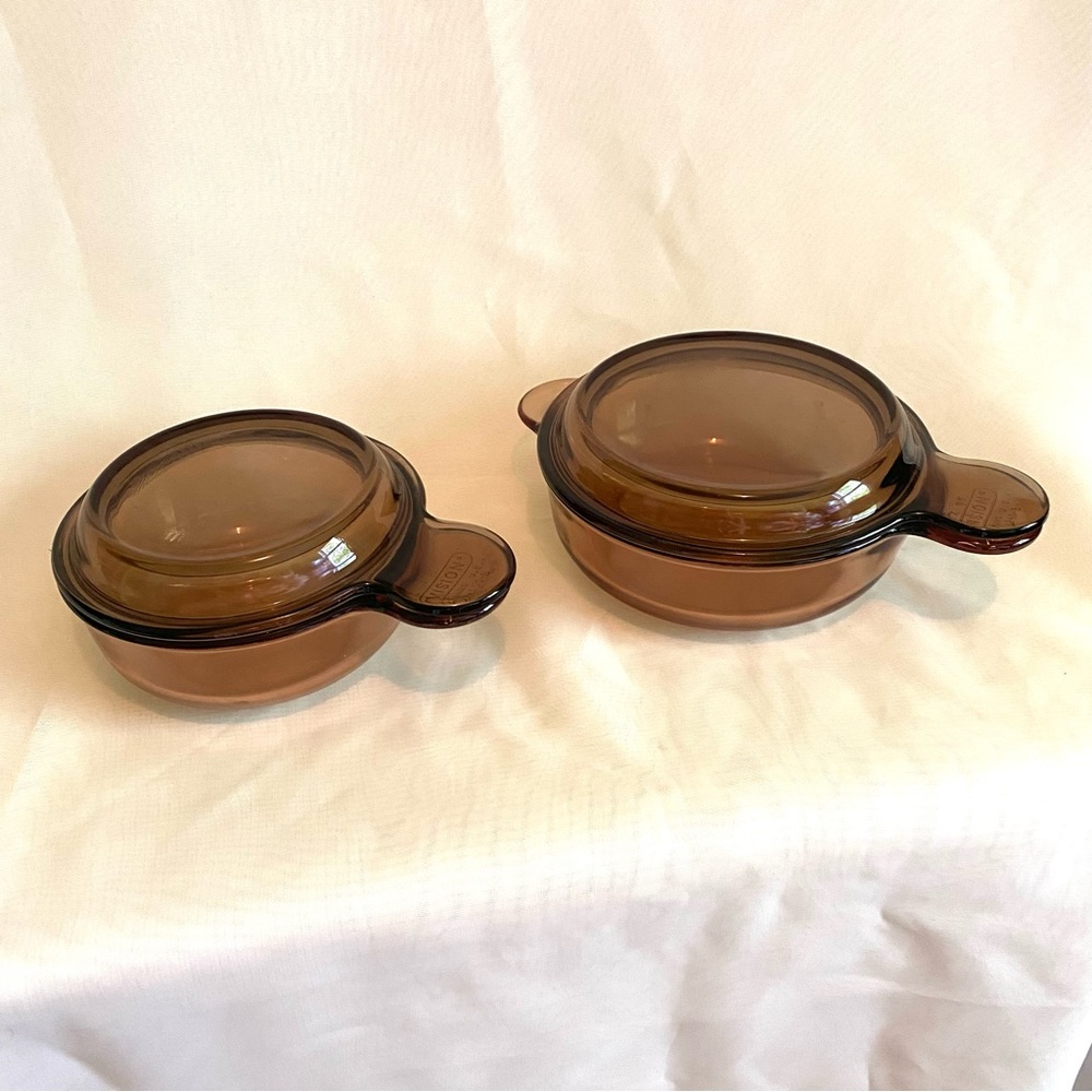 Pair of Corning Visionware Grab It Casserole Dishes with Lids